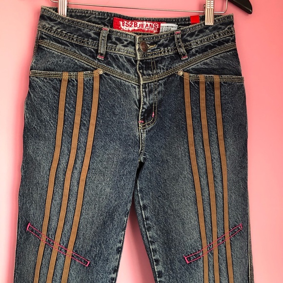 Jeans with Pink Contrast Stitching - Picture 6 of 16